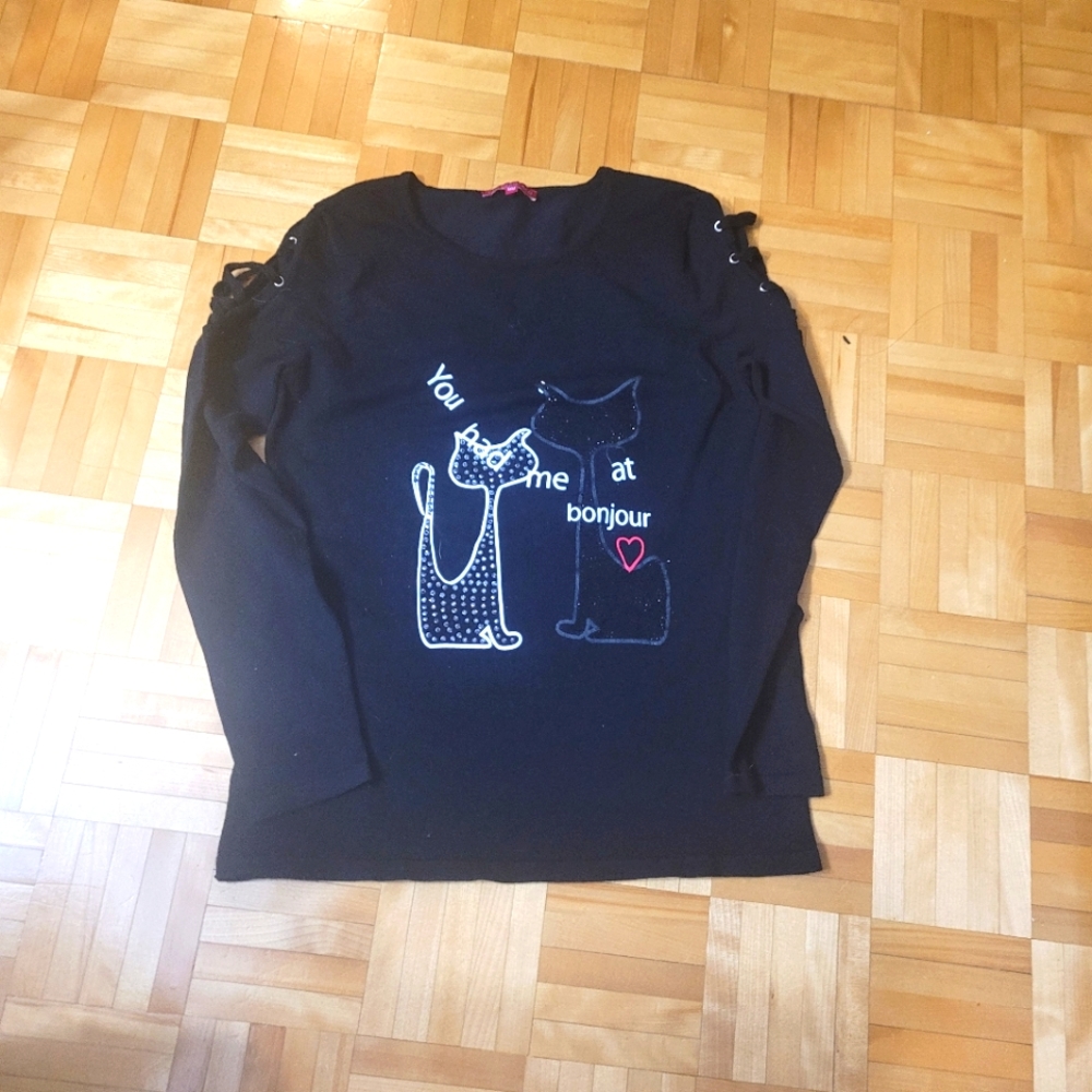 Women shirts